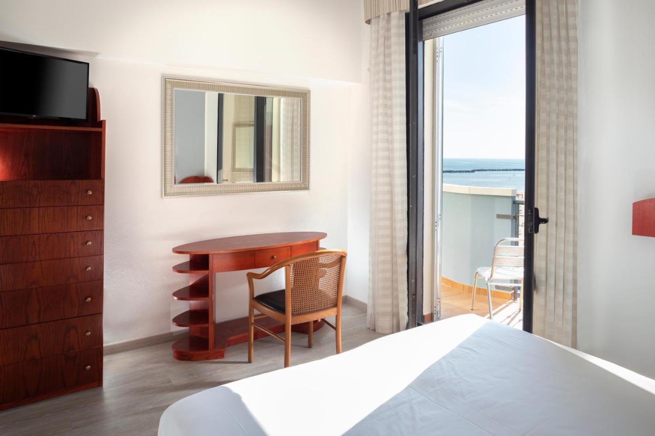 Hotel Strand بيلاريا-إيجيا مارينا المظهر الخارجي الصورة