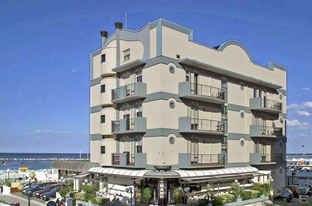 Hotel Strand بيلاريا-إيجيا مارينا المظهر الخارجي الصورة