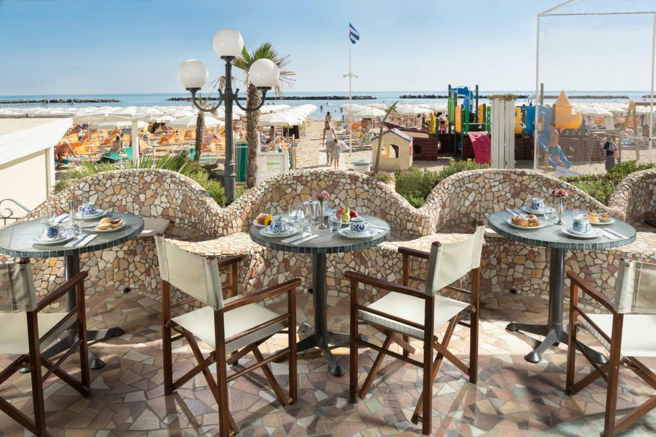 Hotel Strand بيلاريا-إيجيا مارينا المظهر الخارجي الصورة