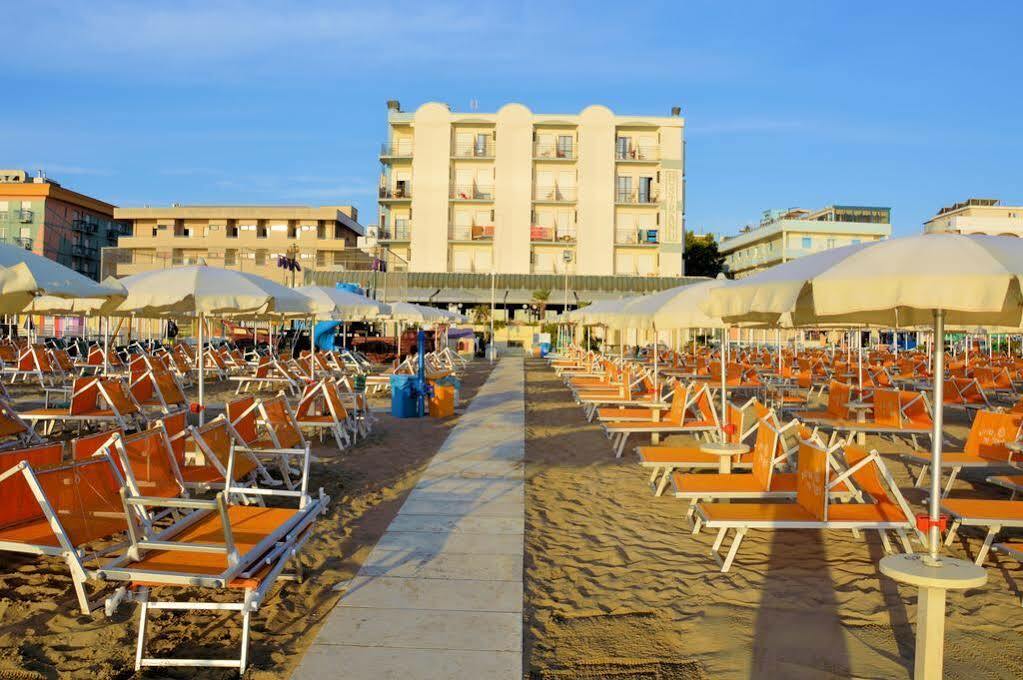 Hotel Strand بيلاريا-إيجيا مارينا المظهر الخارجي الصورة